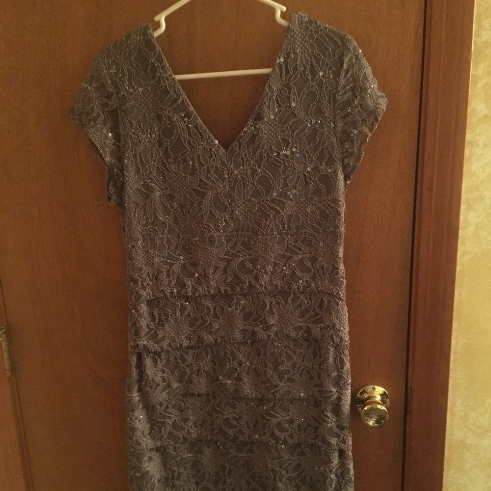 Women’s dress